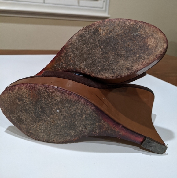 Charles by Charles David Wedge Heels - Picture 4 of 4